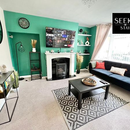 Cosy 2-Bedroom House, Walking Distance Cbs, Ideal For Contractors-Business Stays Coventry Exteriör bild